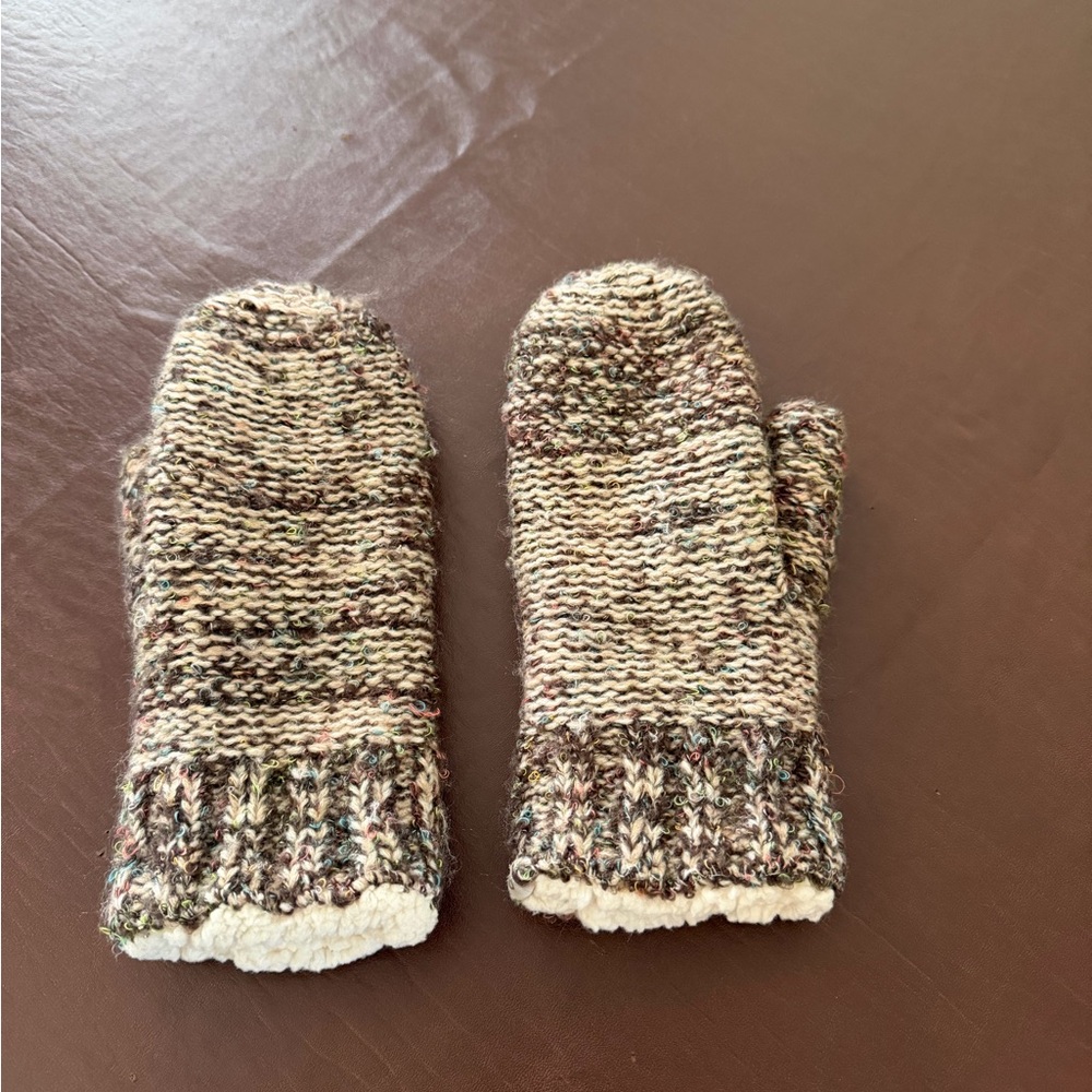 Cozy Multicolor Knit Mittens